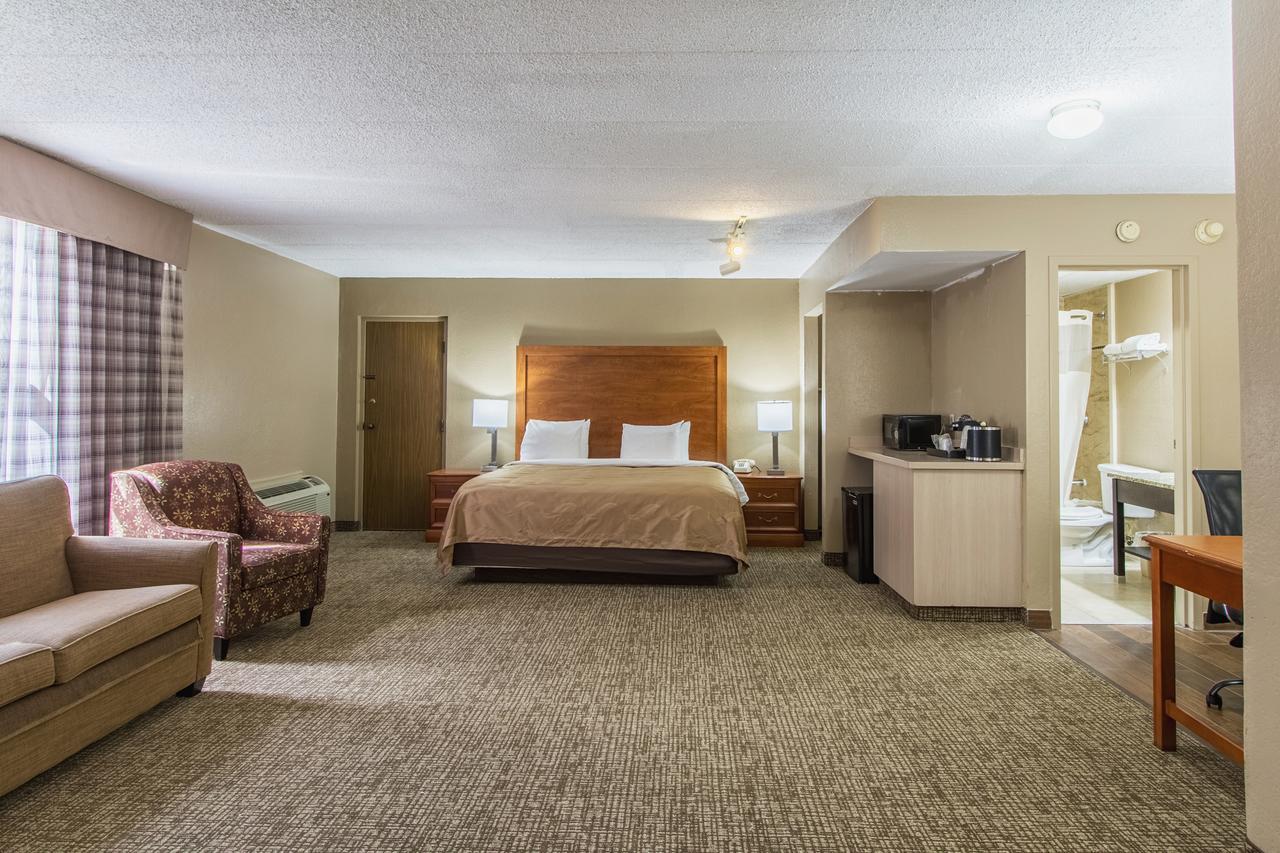 Greenridge Hotel Wickliffe Esterno foto