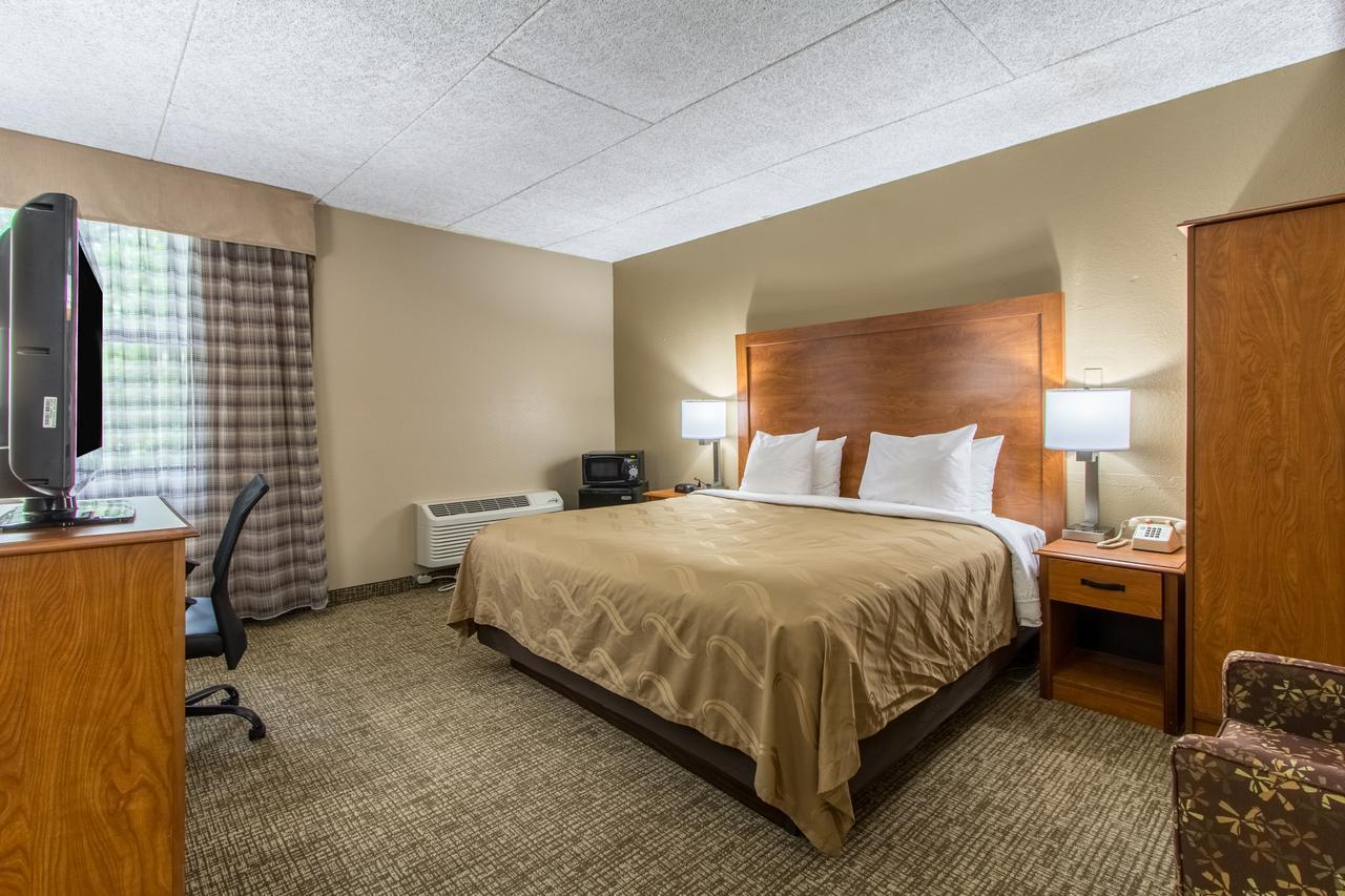Greenridge Hotel Wickliffe Esterno foto
