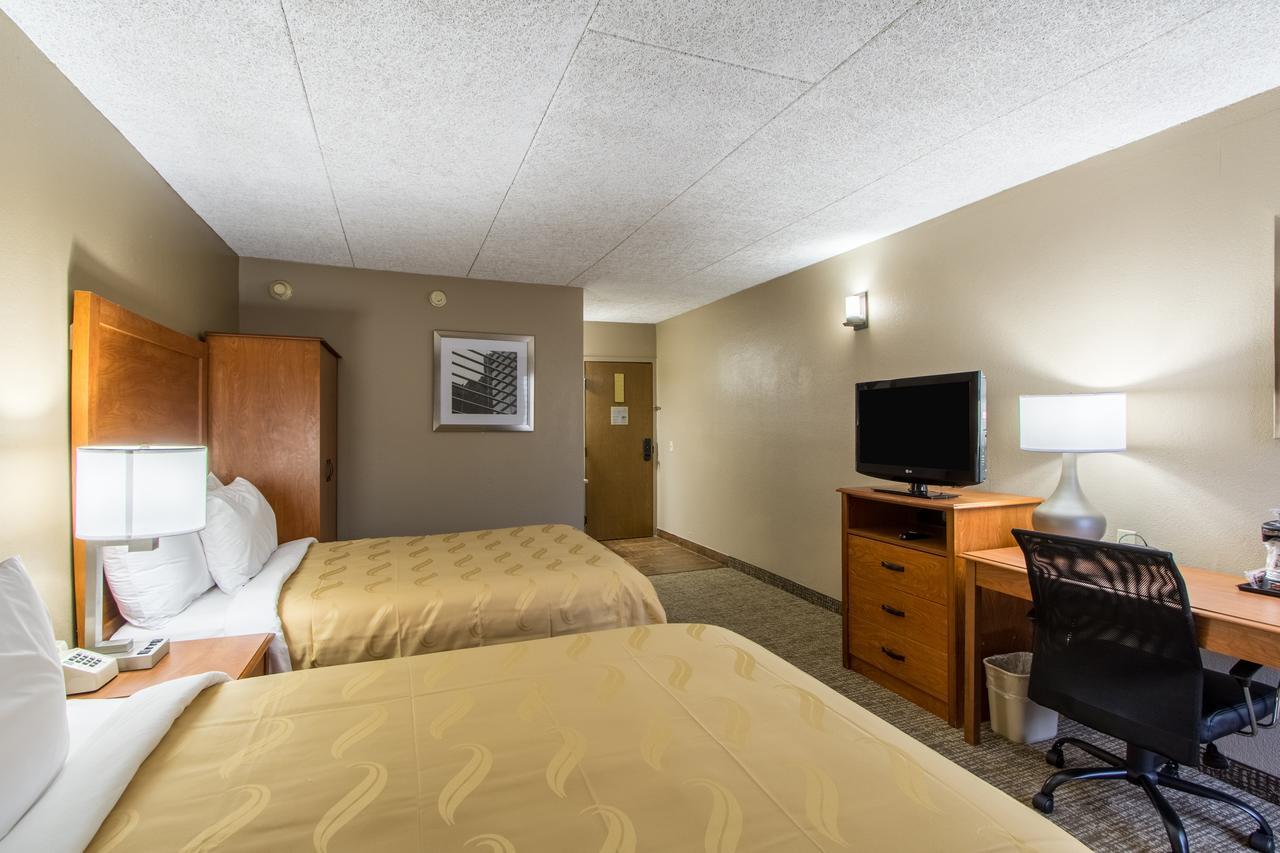 Greenridge Hotel Wickliffe Esterno foto